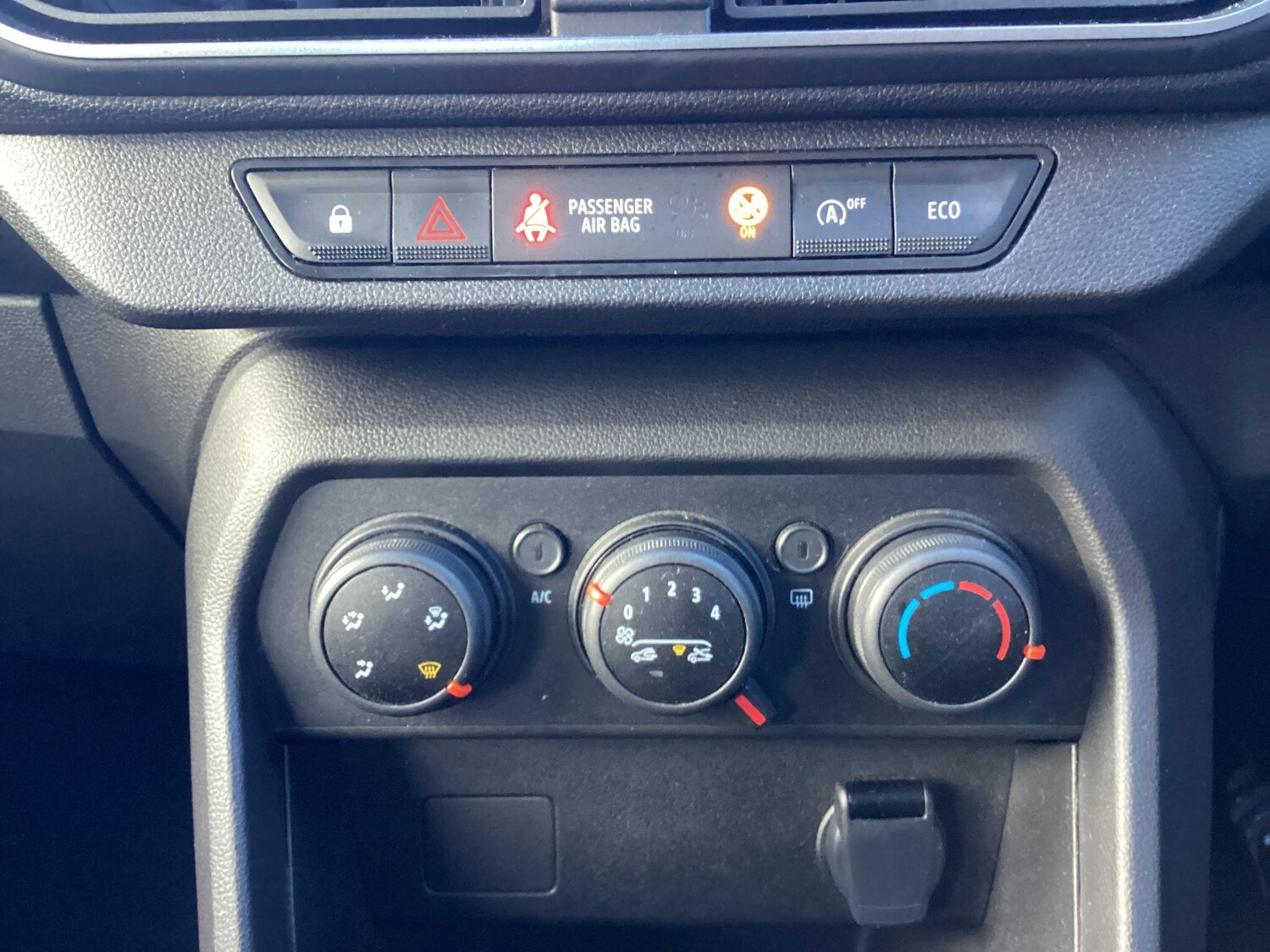 Used Dacia Sandero for sale - 77497447: Photo 35