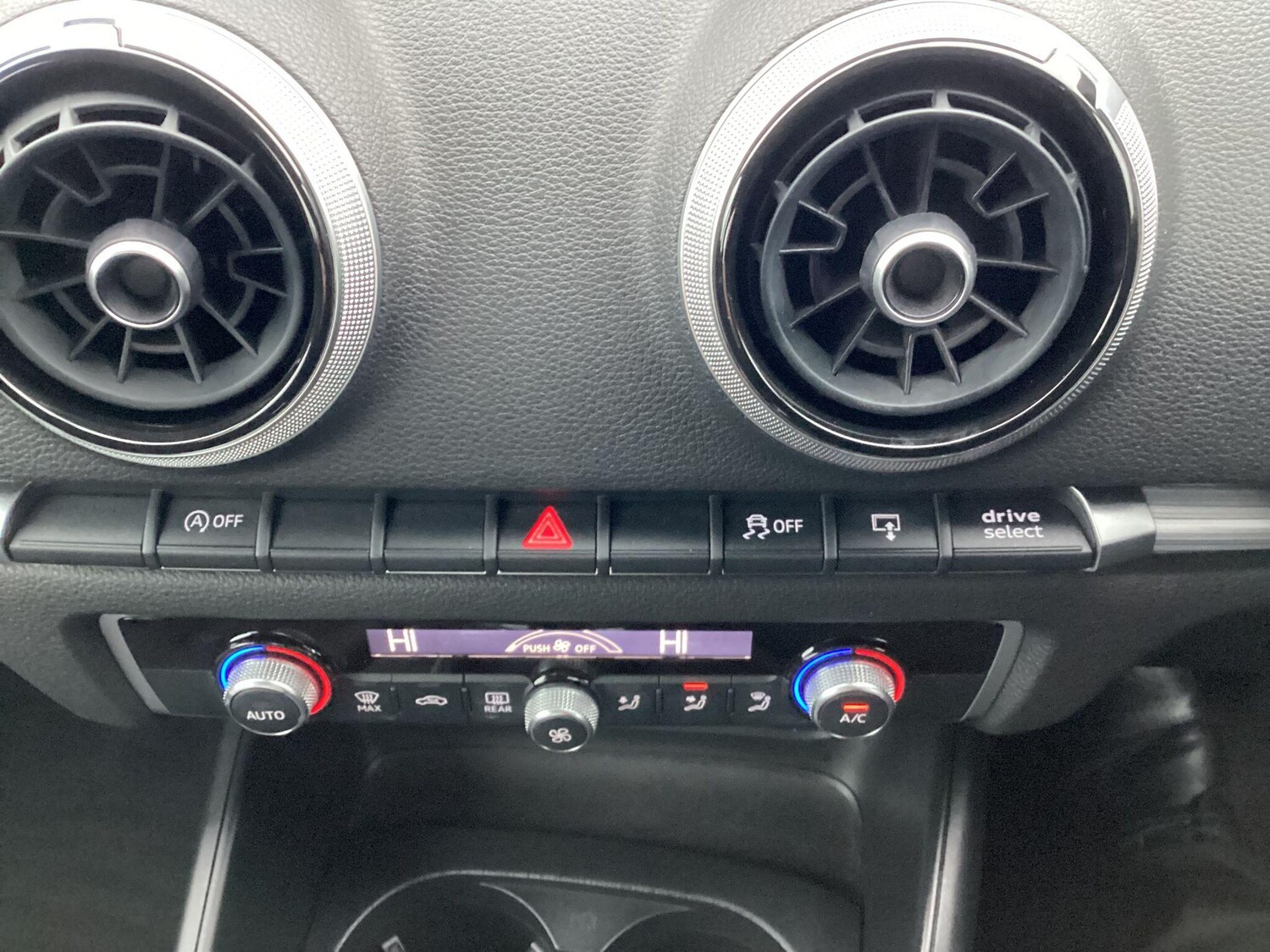 Used Audi A3 2016 for sale - 77479235: Photo 24