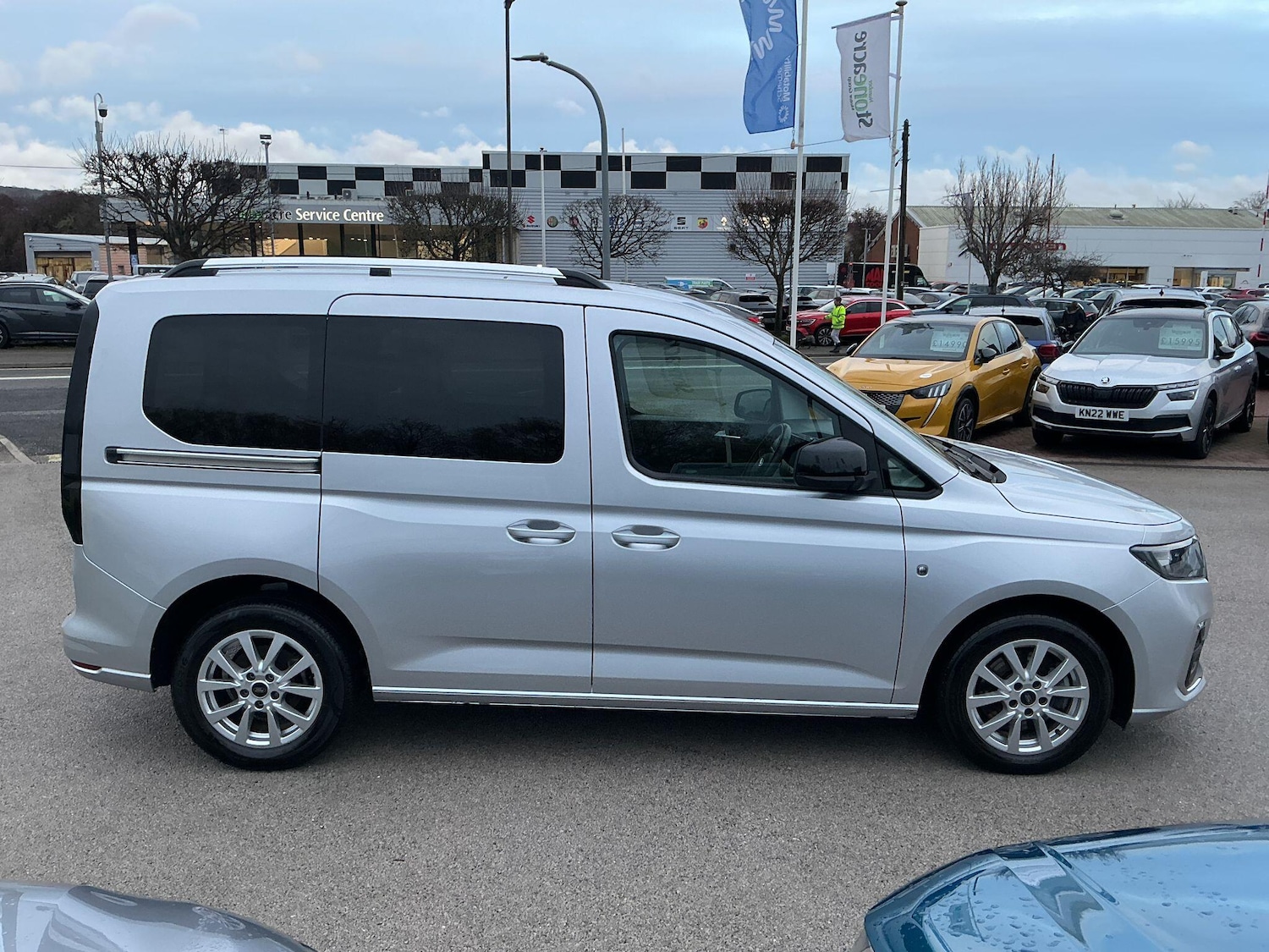 Used Ford Tourneo Connect 2022 for sale - 76849854: Photo 2