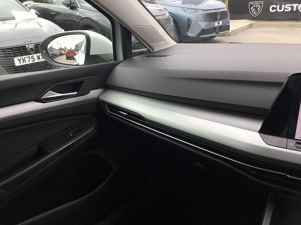 Used Volkswagen Golf 2023 for sale - 76175674: Photo 38