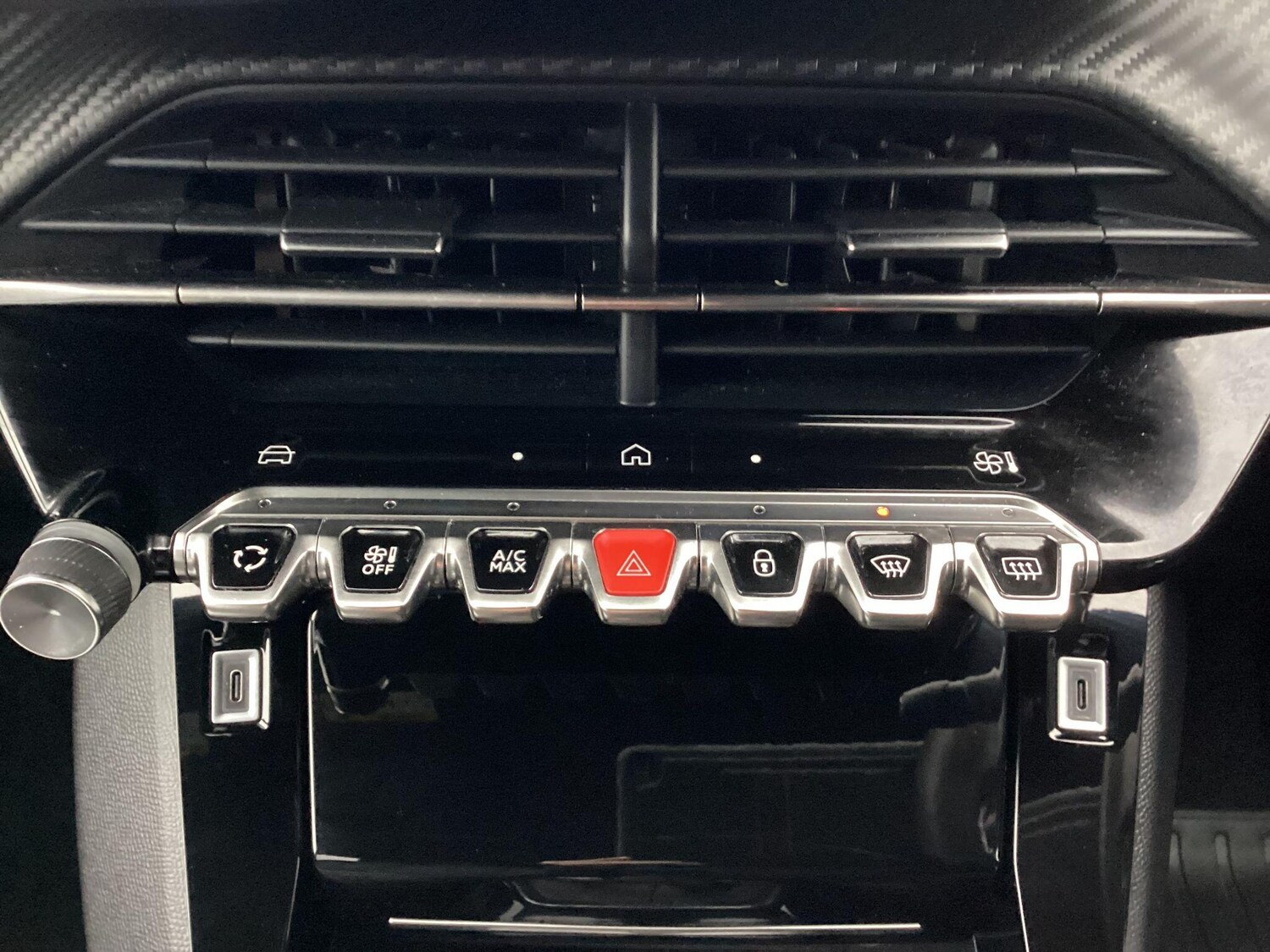 Used Peugeot 2008 2024 for sale - 77478525: Photo 23