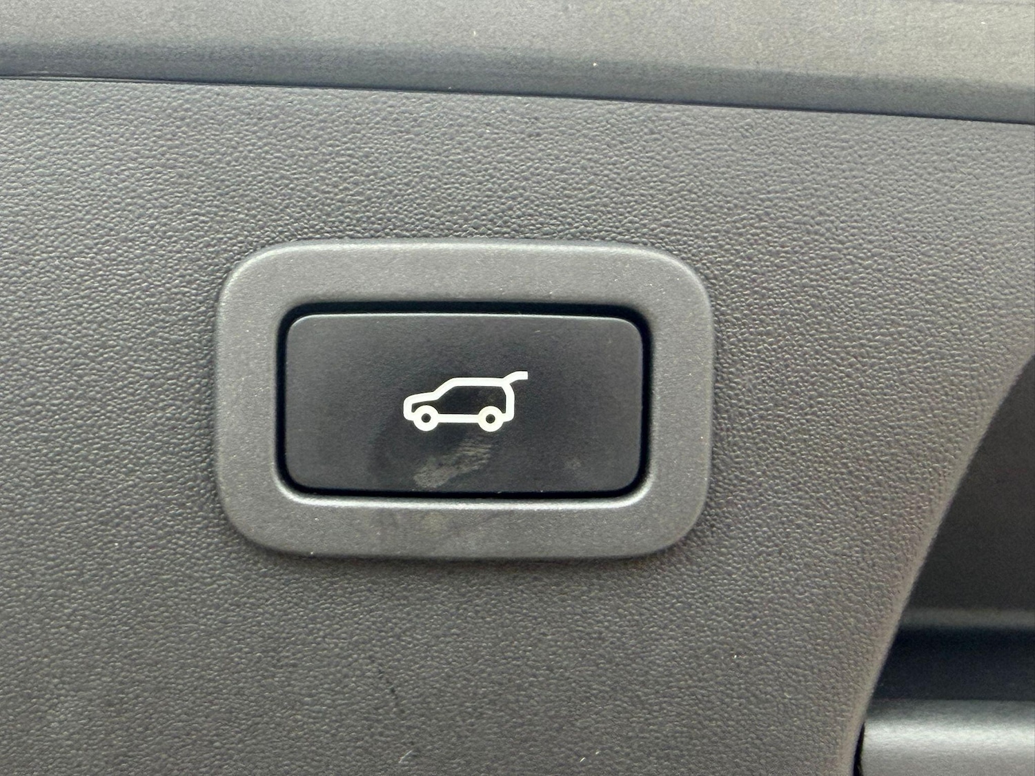 Used Jaguar E-Pace for sale - 78128148: Photo 11