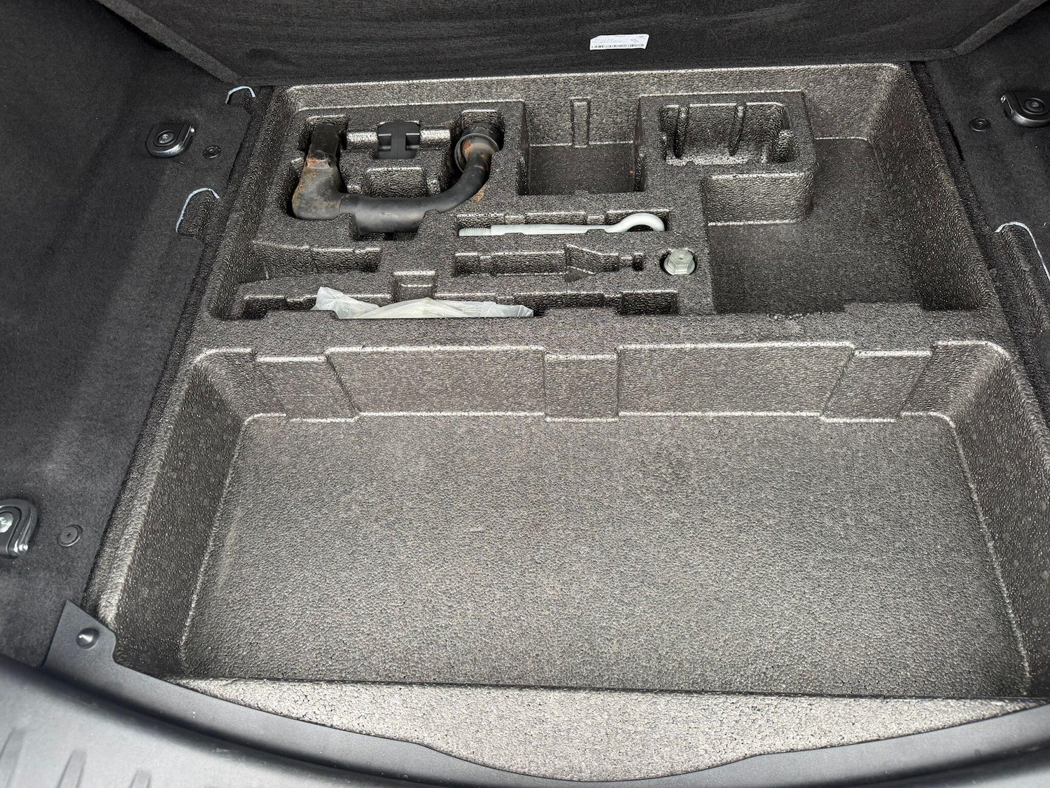 Used Jaguar E-Pace for sale - 78128148: Photo 16