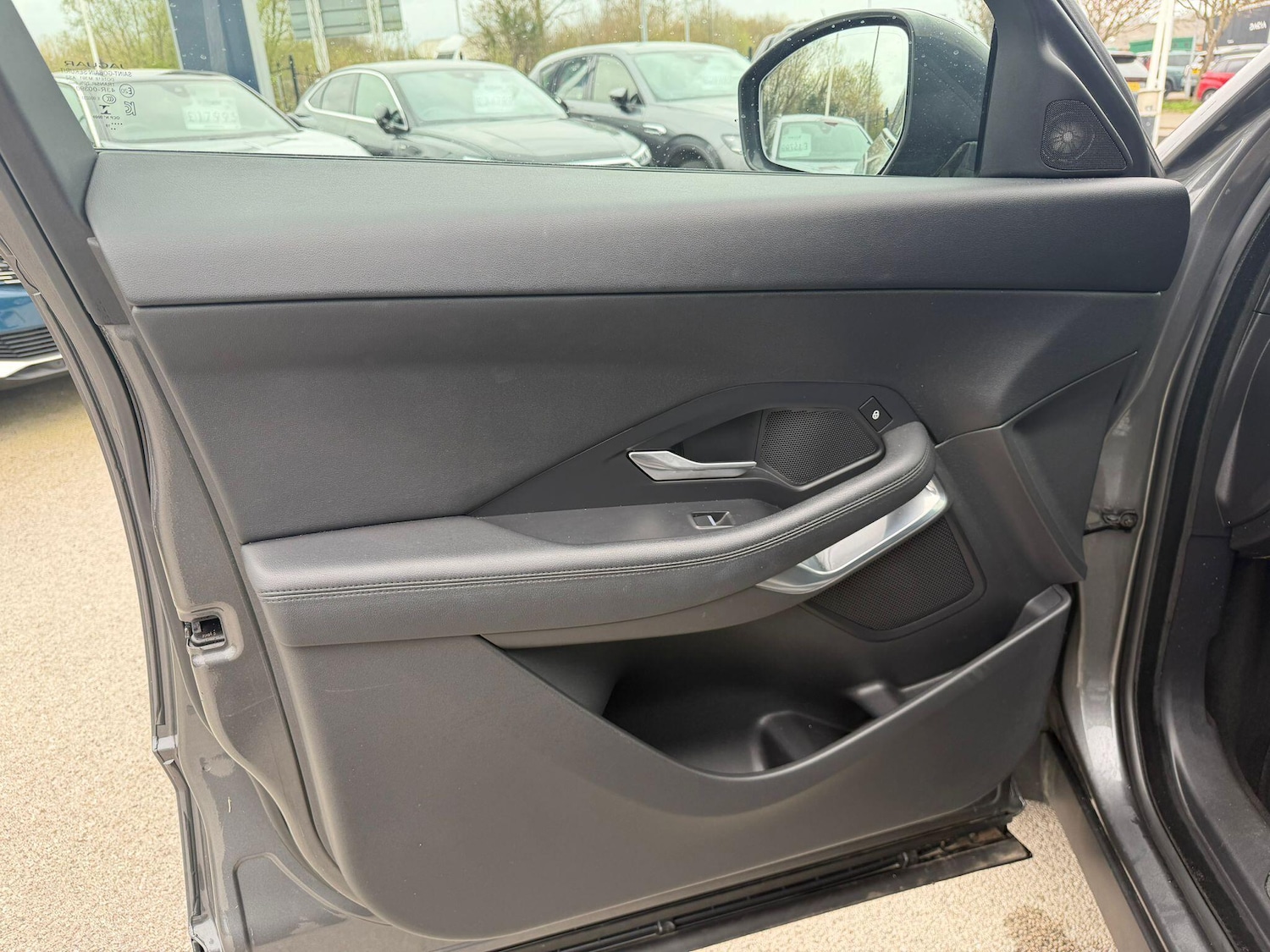 Used Jaguar E-Pace for sale - 78128148: Photo 31