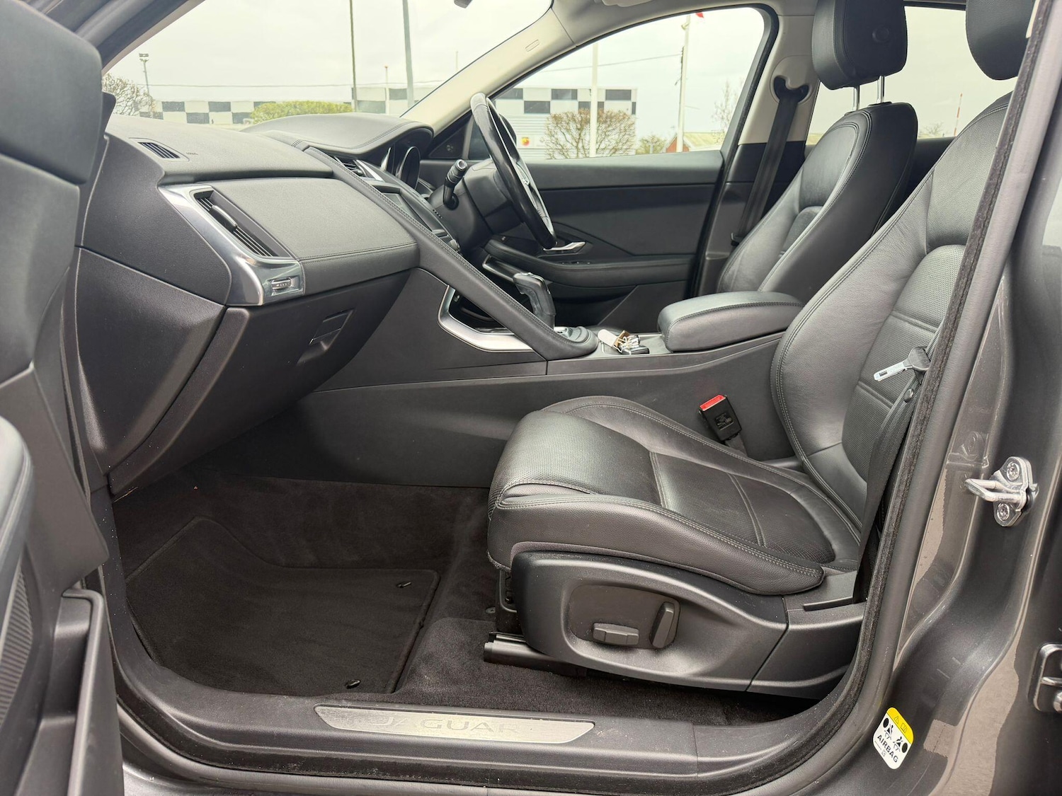 Used Jaguar E-Pace for sale - 78128148: Photo 32