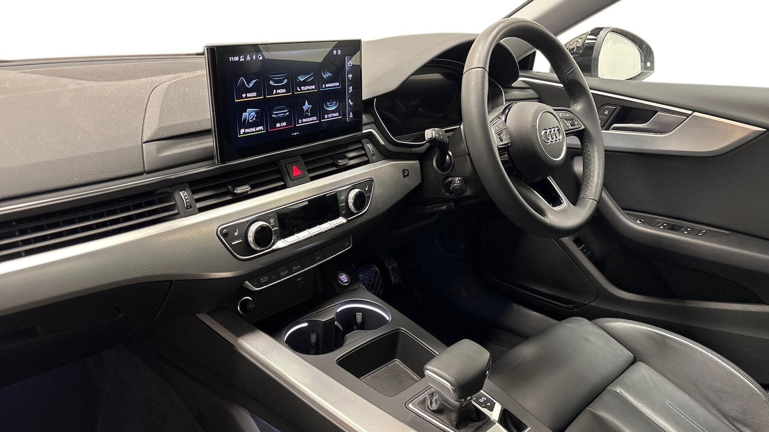 Used Audi A5 2023 for sale - 77550559: Photo 2