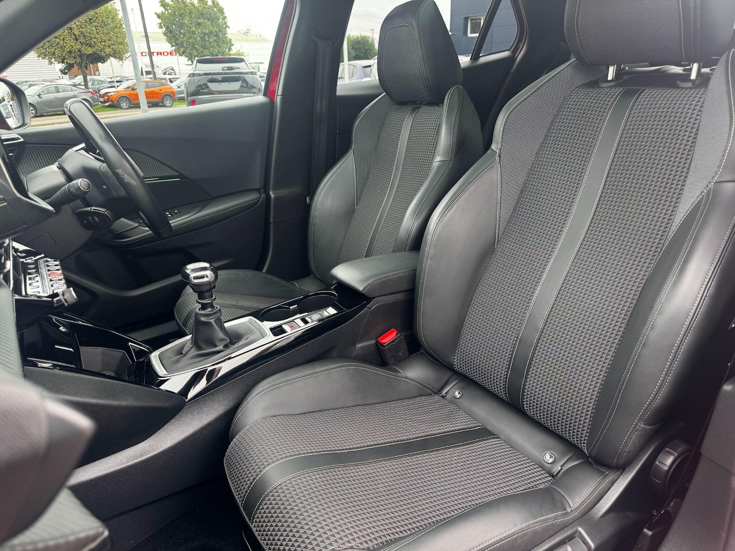 Used Peugeot 2008 for sale - 76485990: Photo 24