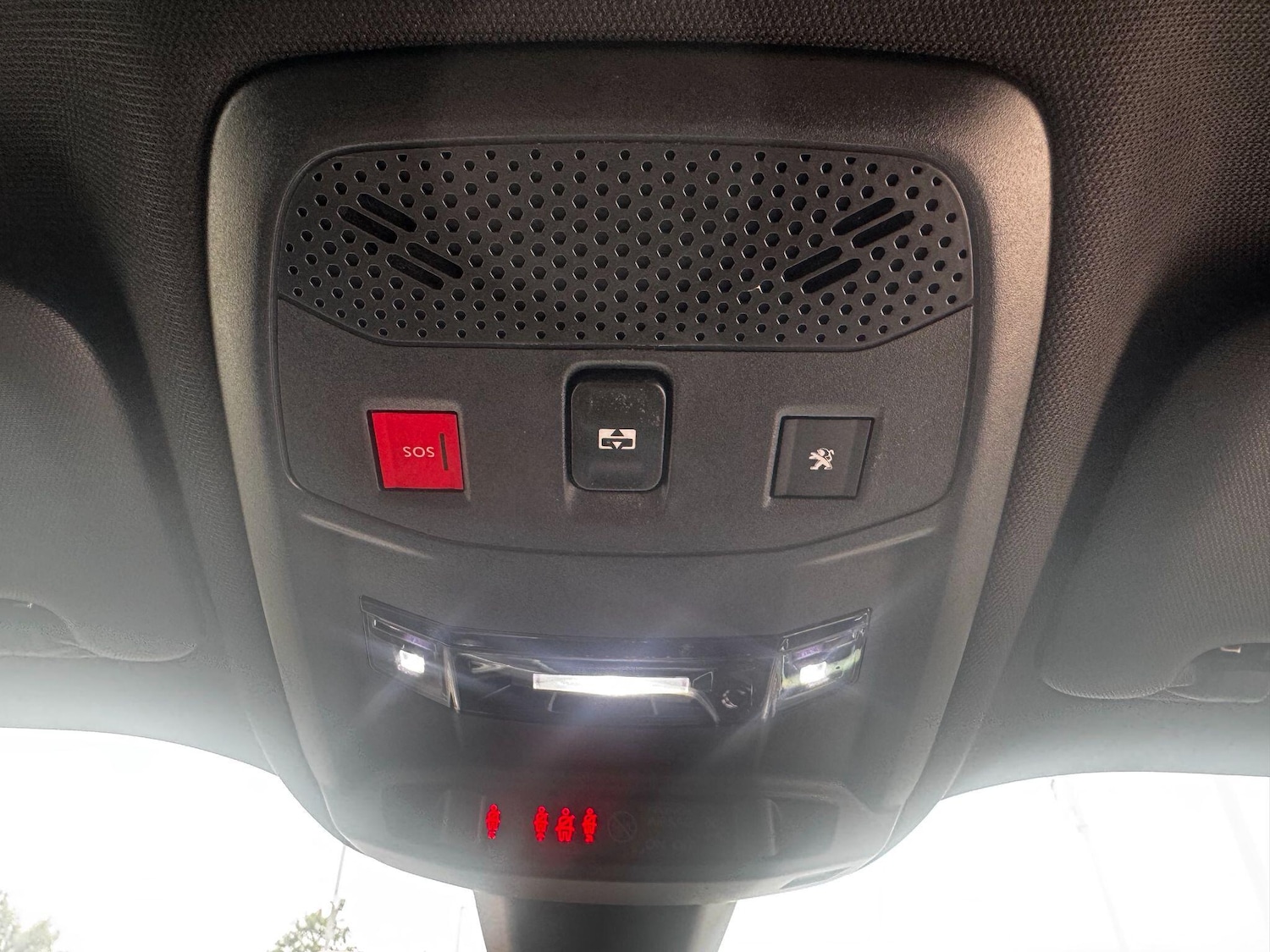 Used Peugeot 2008 for sale - 76485990: Photo 48