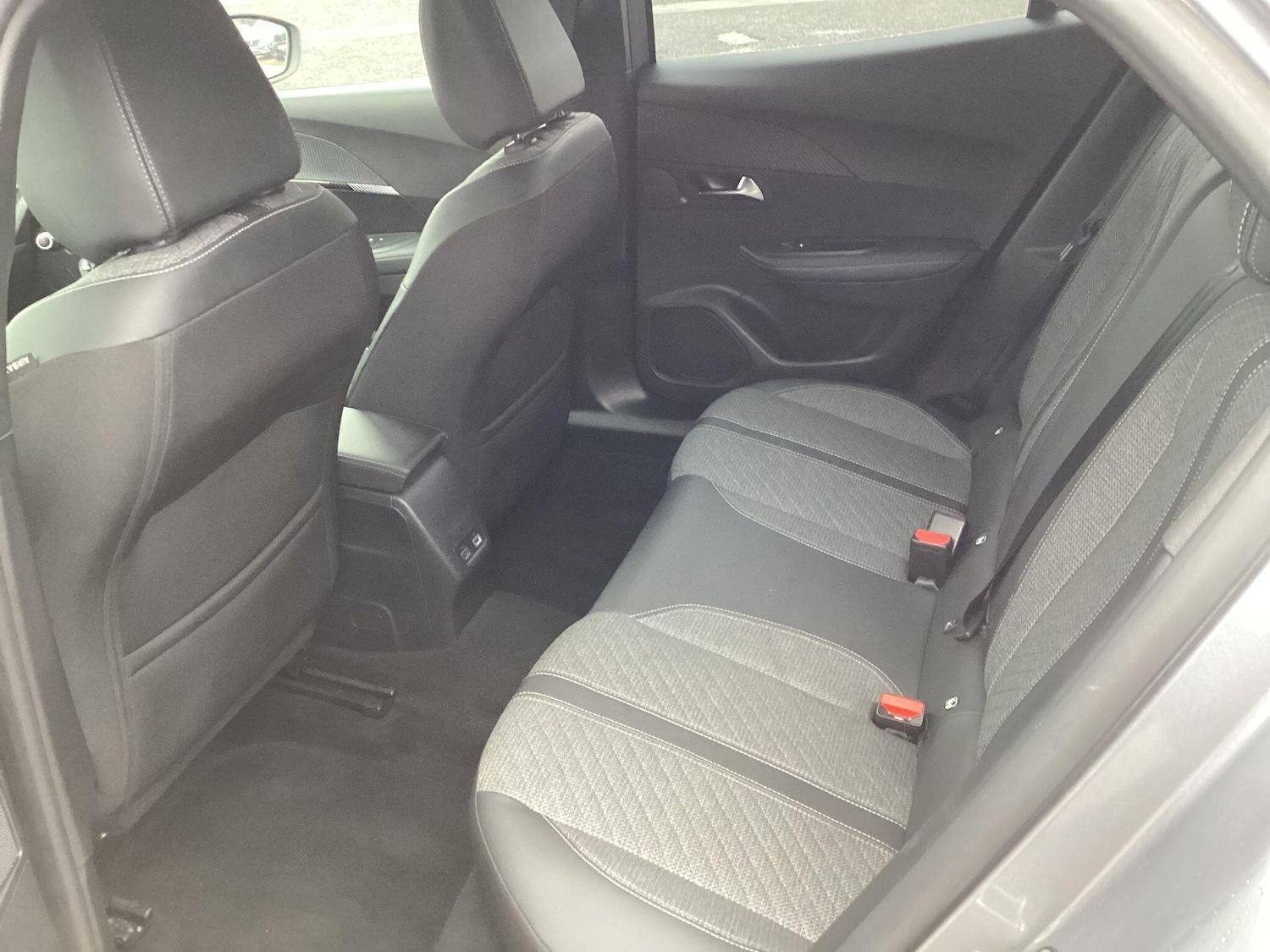 Used Peugeot 2008 2024 for sale - 77612715: Photo 24