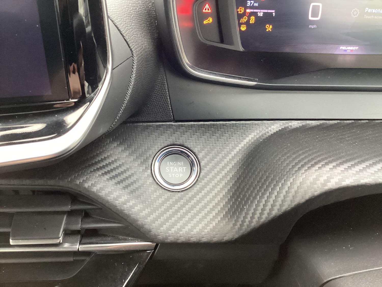 Used Peugeot 2008 2024 for sale - 77612715: Photo 28