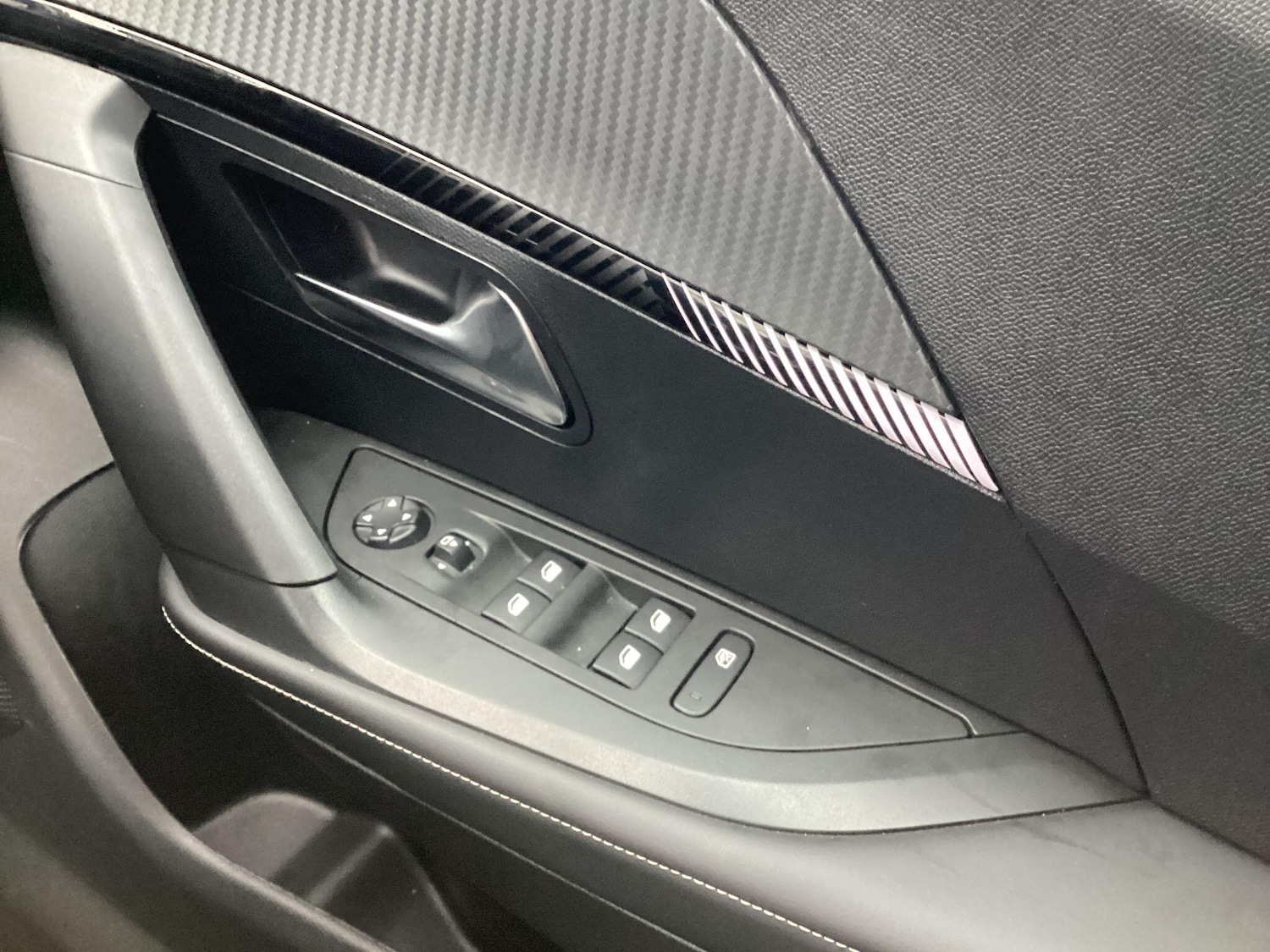 Used Peugeot 2008 2024 for sale - 77612715: Photo 36