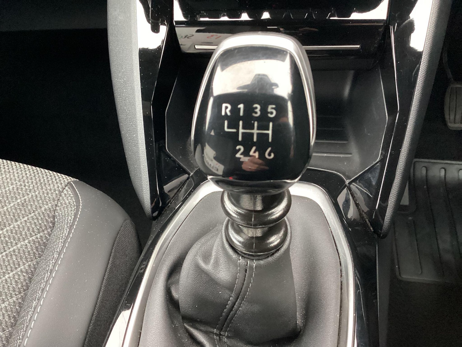 Used Peugeot 2008 2024 for sale - 77612715: Photo 40