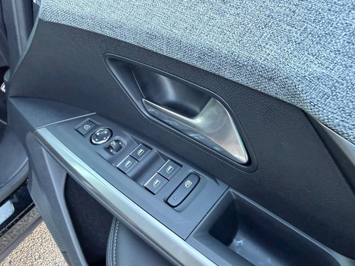 Used Peugeot 3008 2025 for sale - 76936071: Photo 24