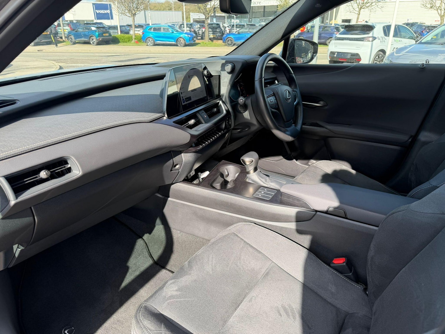 Used Lexus UX 2023 for sale - 78147930: Photo 35