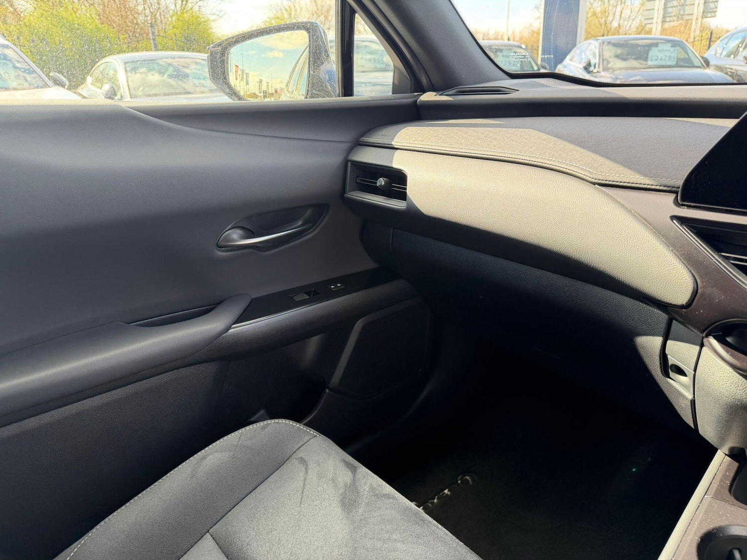 Used Lexus UX 2023 for sale - 78147930: Photo 58