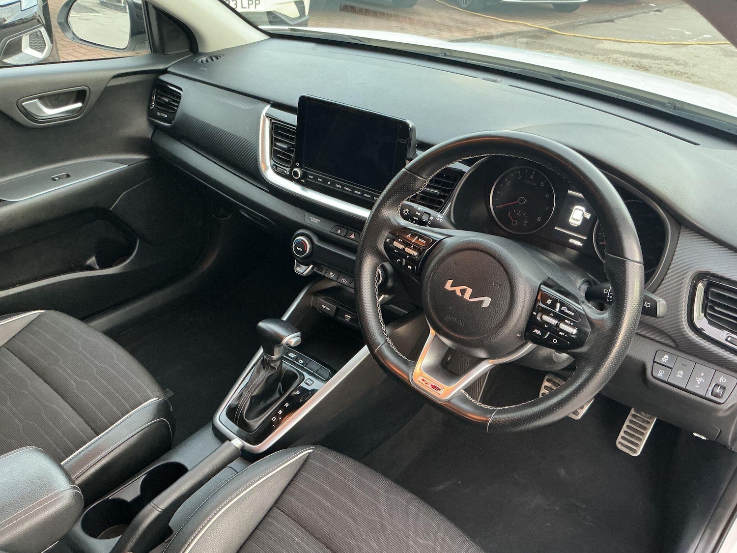 Used Kia Stonic 2022 for sale - 77377388: Photo 17