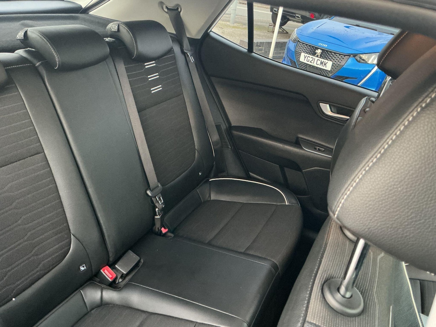 Used Kia Stonic 2022 for sale - 77377388: Photo 18