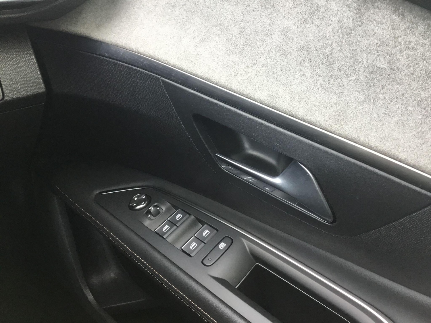 Used Peugeot 3008 2022 for sale - 76408437: Photo 29