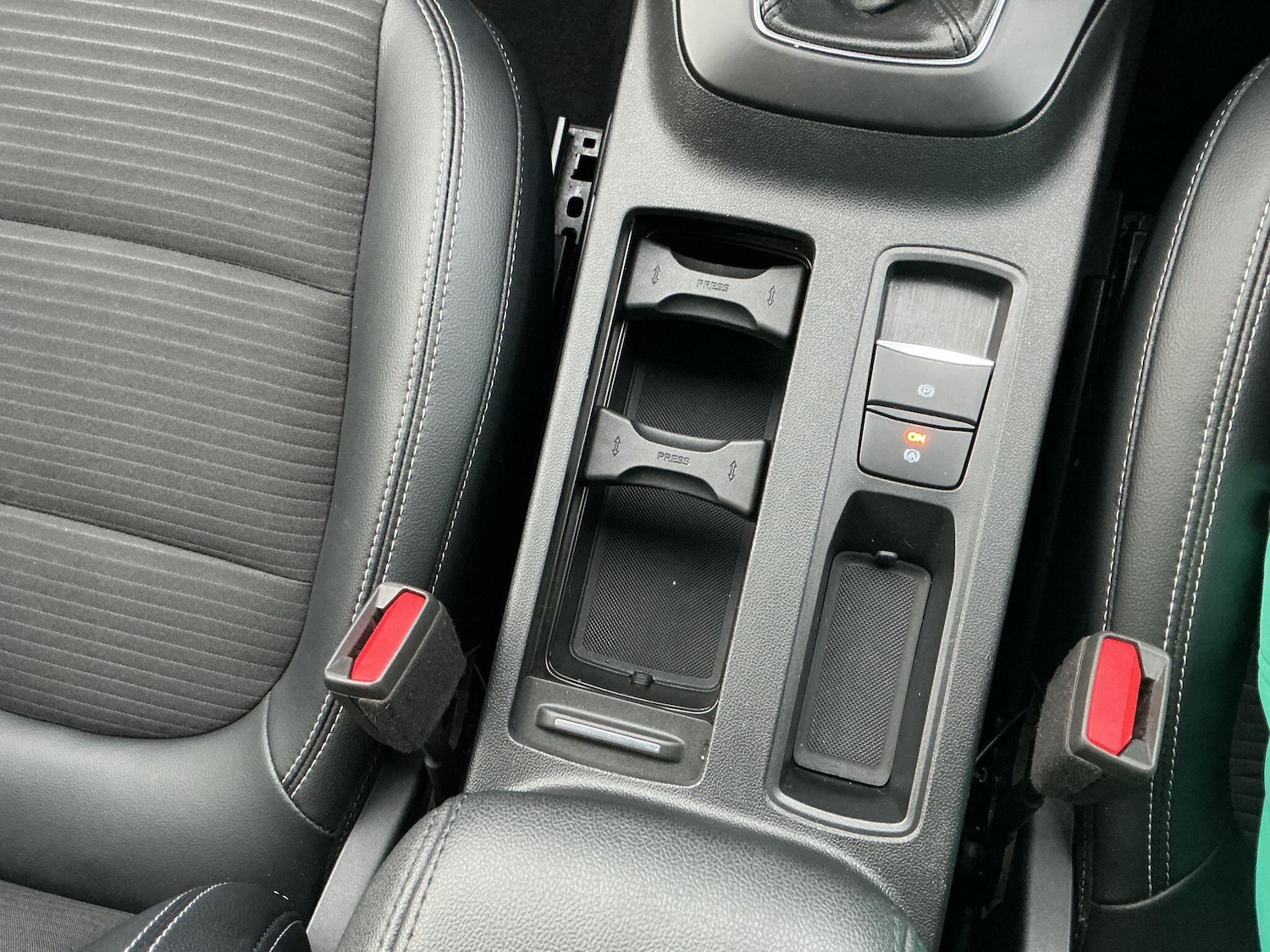 Used Ford Kuga for sale - 77191123: Photo 35