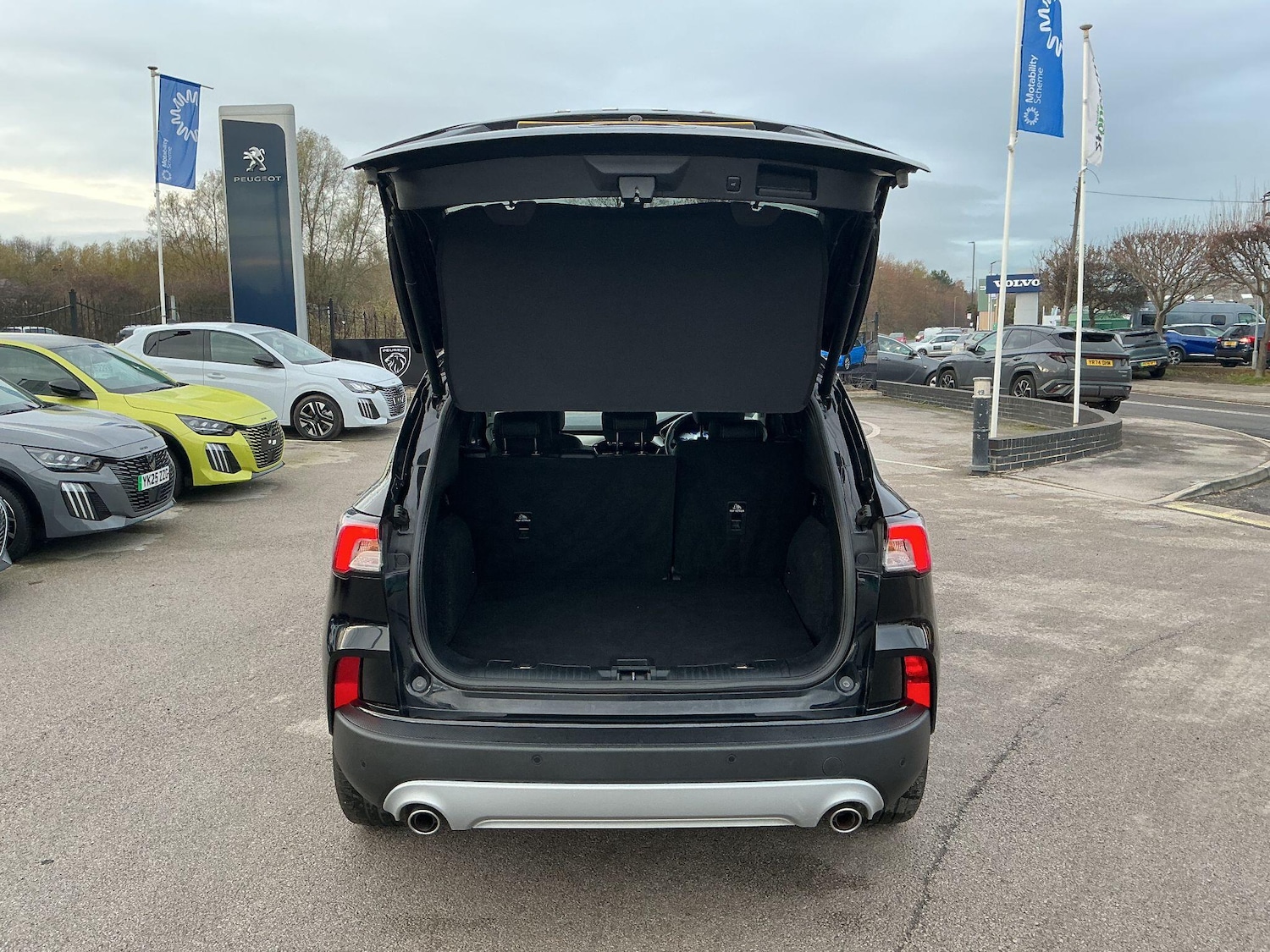 Used Ford Kuga for sale - 77191123: Photo 9