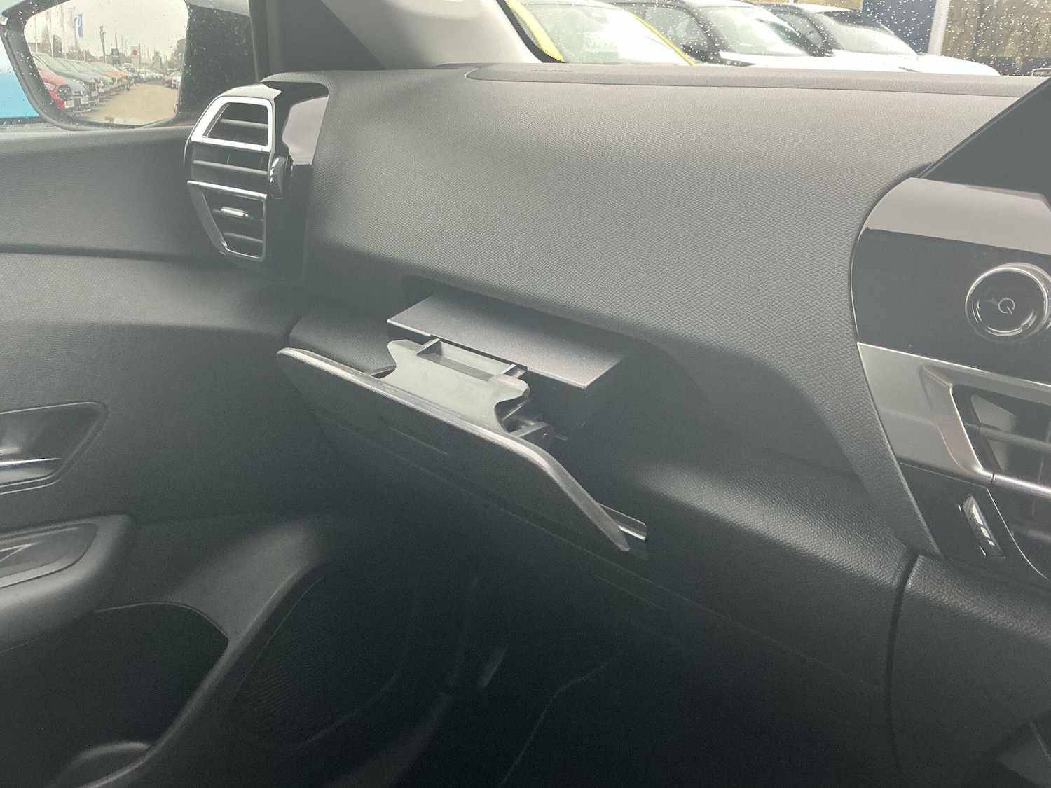 Used Citroen C4 2022 for sale - 76666660: Photo 45