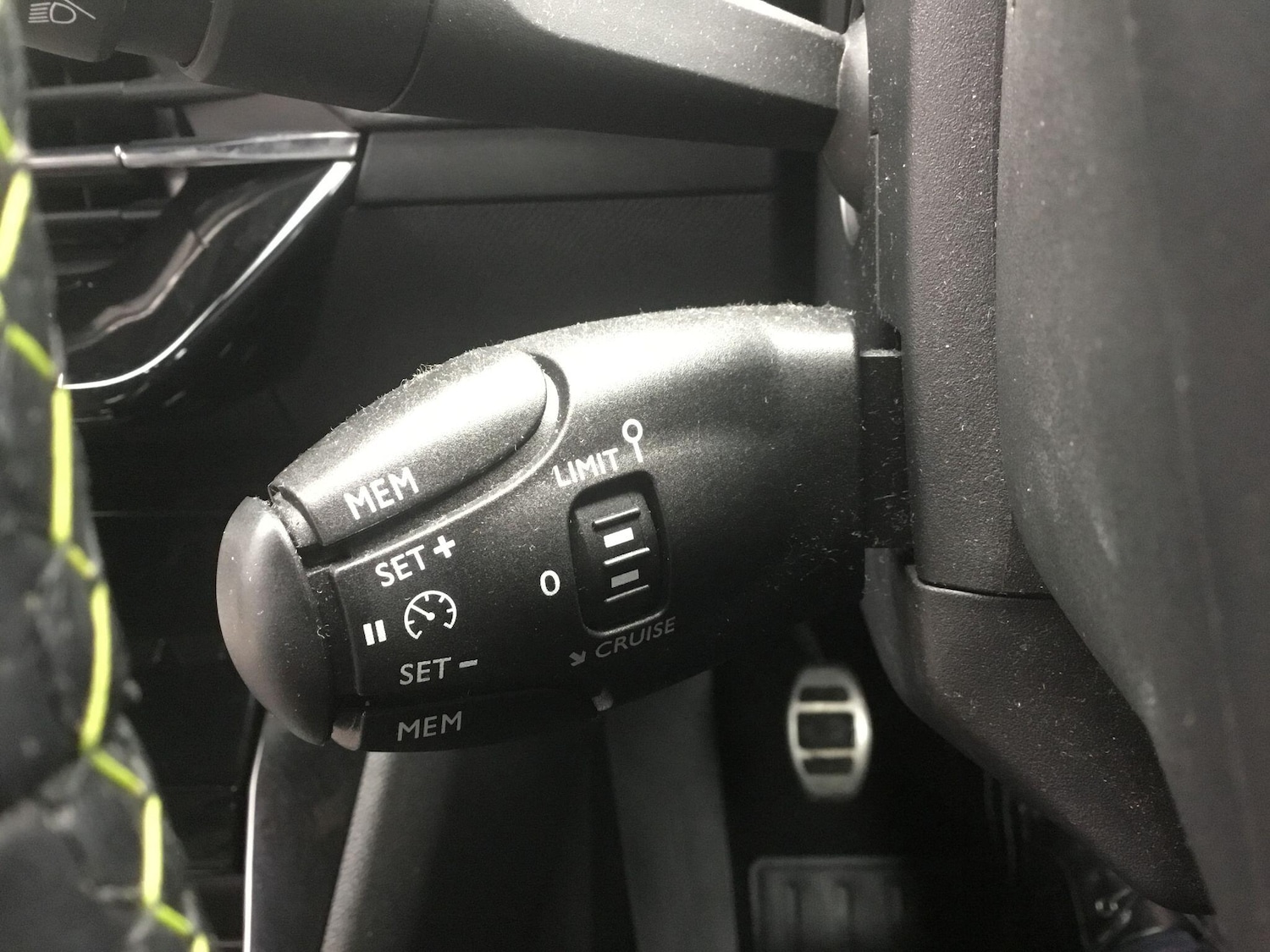 Used Peugeot 208 2022 for sale - 77098178: Photo 27