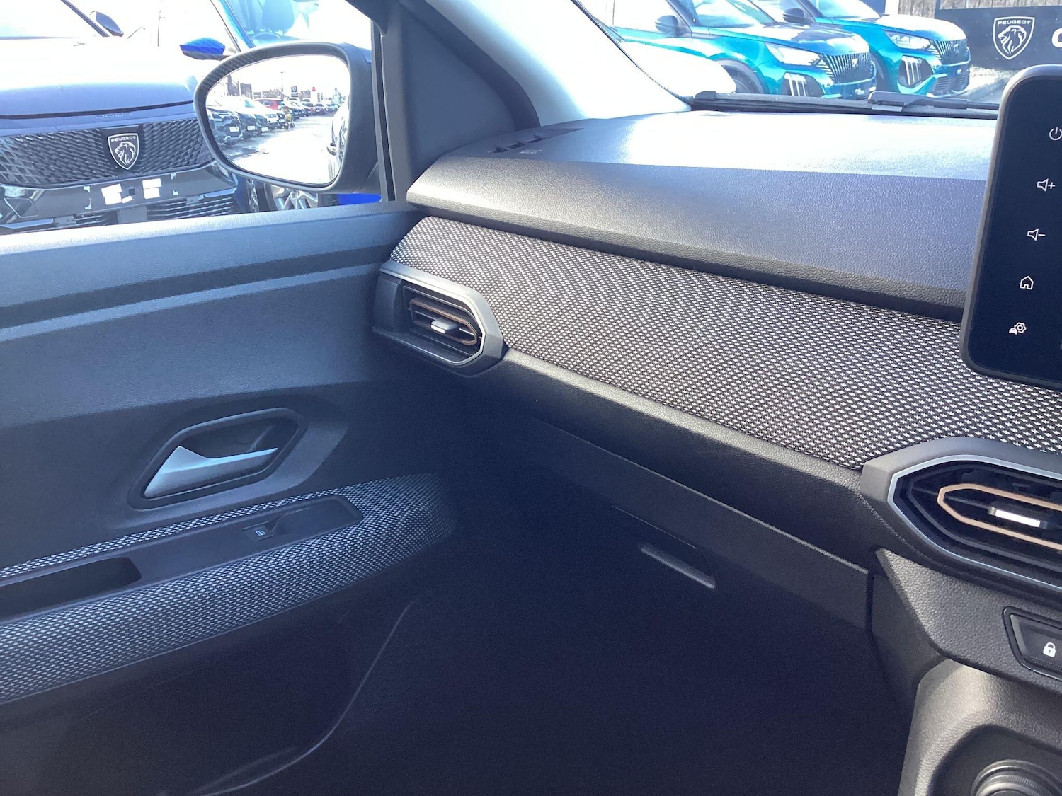 Used Dacia Sandero Stepway 2023 for sale - 77377061: Photo 41