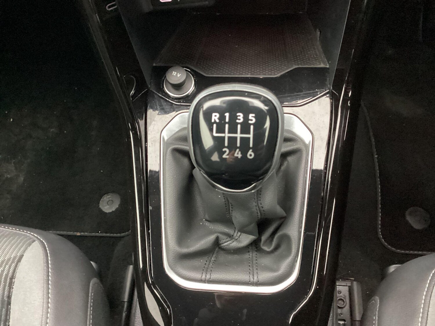 Used Volkswagen T-Roc for sale - 77883585: Photo 36