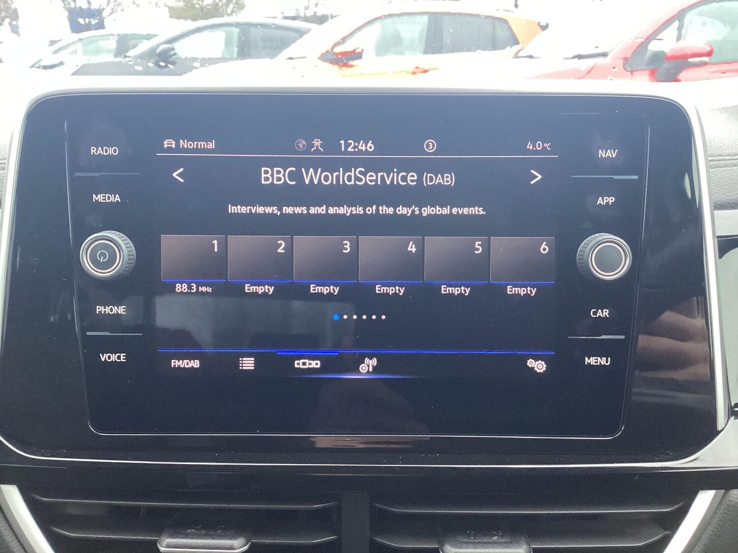 Used Volkswagen T-Roc for sale - 77883585: Photo 44