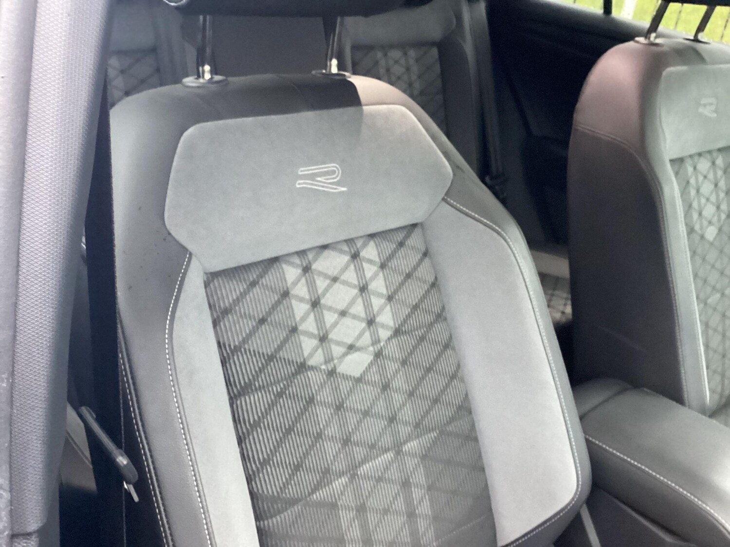 Used Volkswagen T-Roc for sale - 77883585: Photo 51