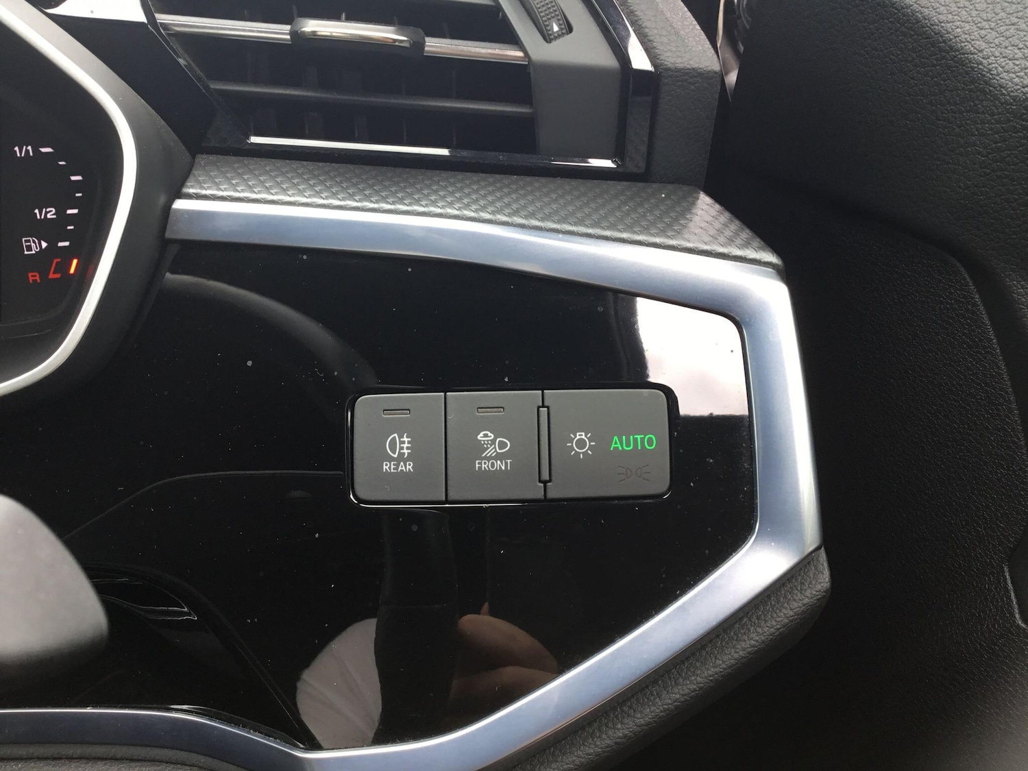 Vehicle 29