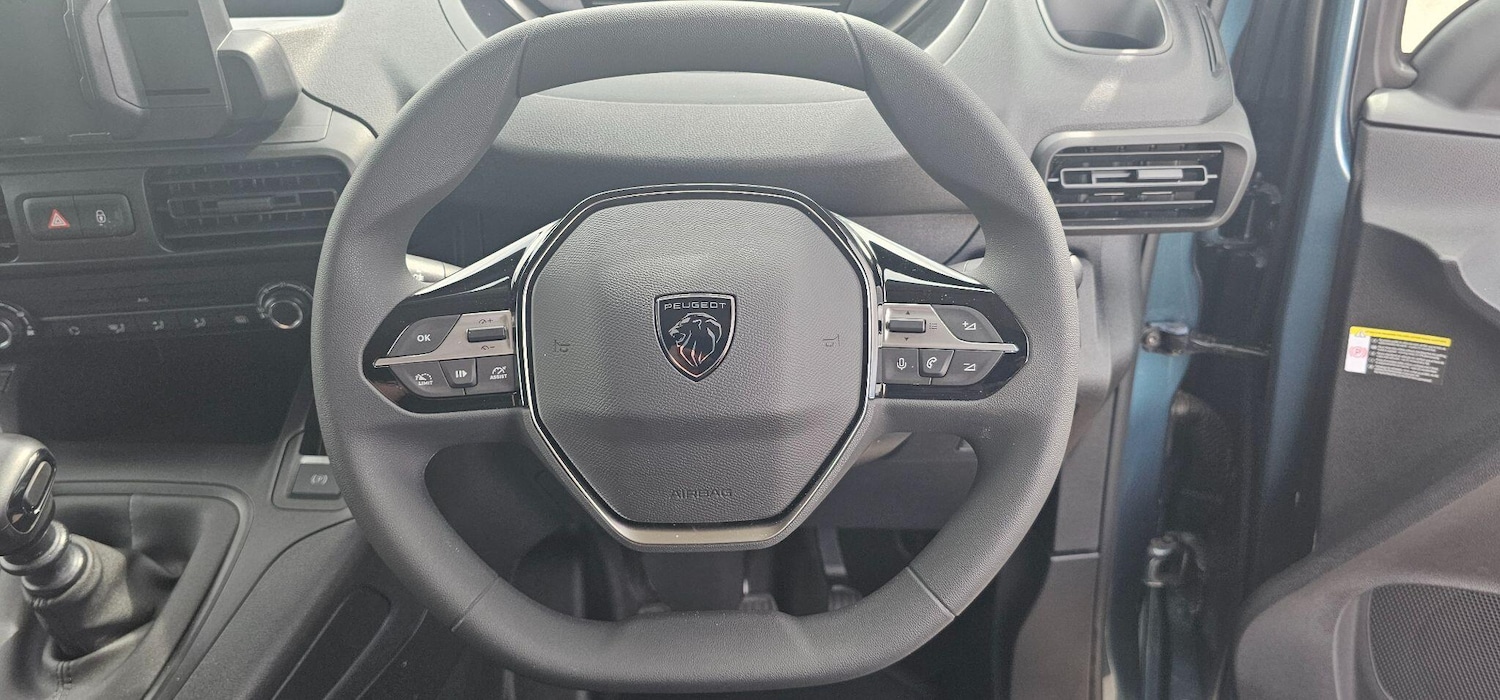 Used Peugeot Partner 2025 for sale - 76260606: Photo 23