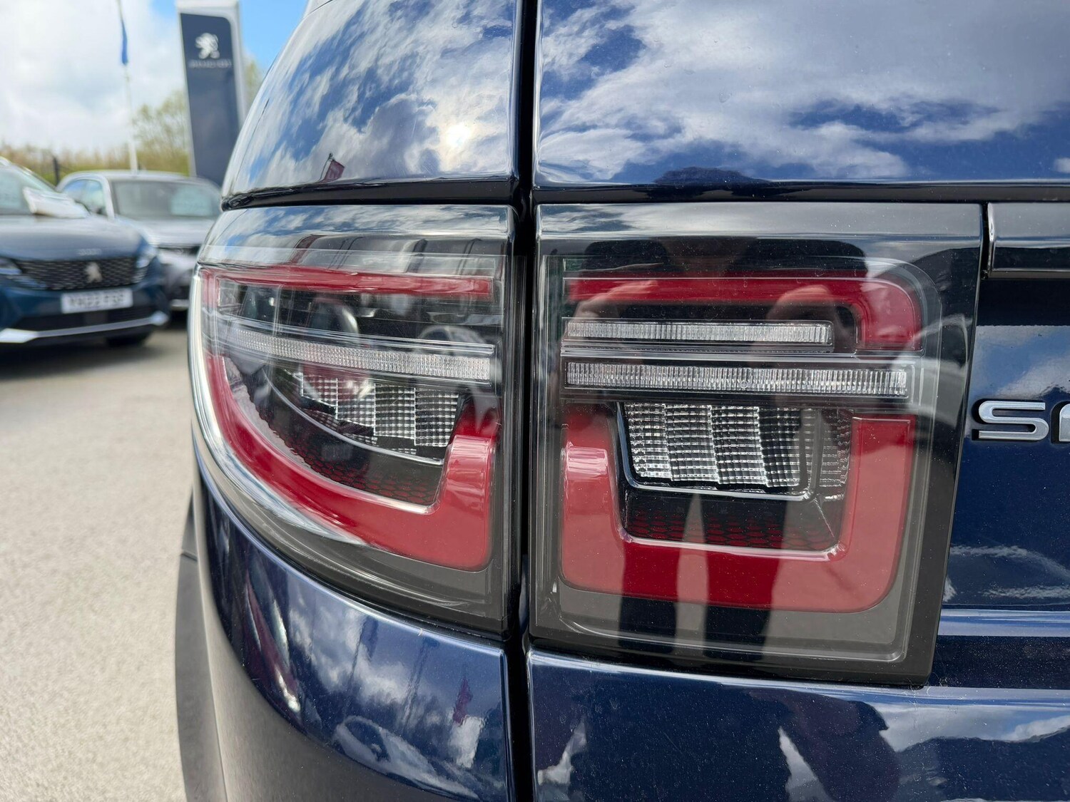 Used Land Rover Discovery Sport 2021 for sale - 78204205: Photo 16