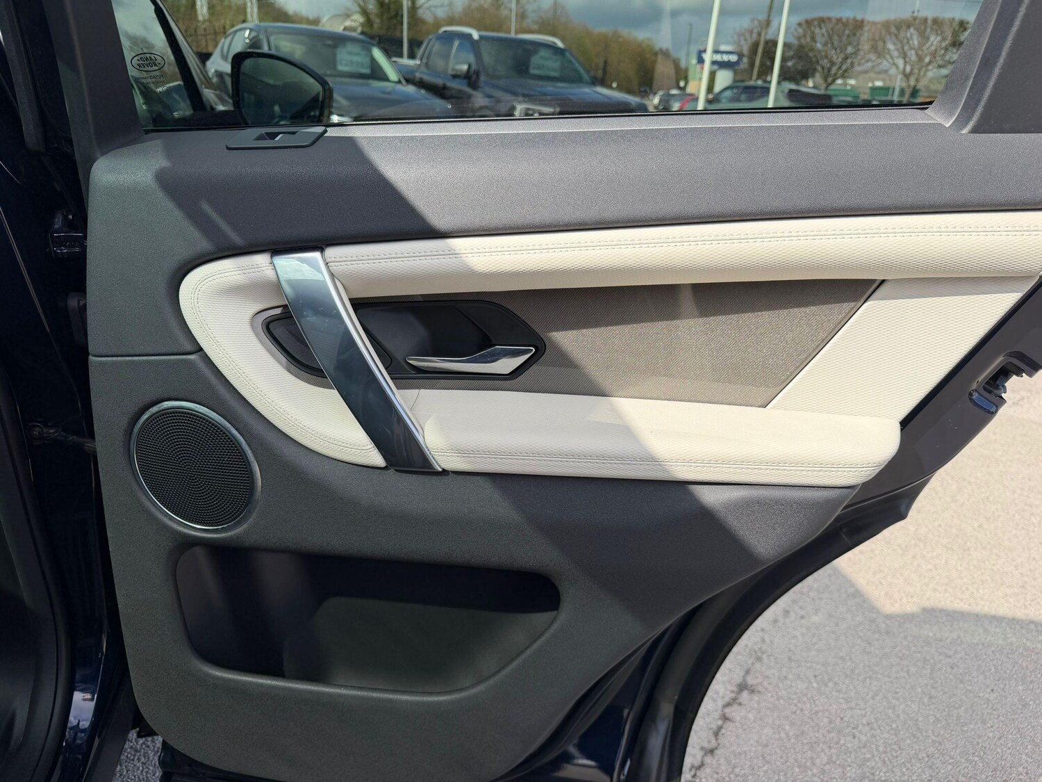 Used Land Rover Discovery Sport 2021 for sale - 78204205: Photo 24