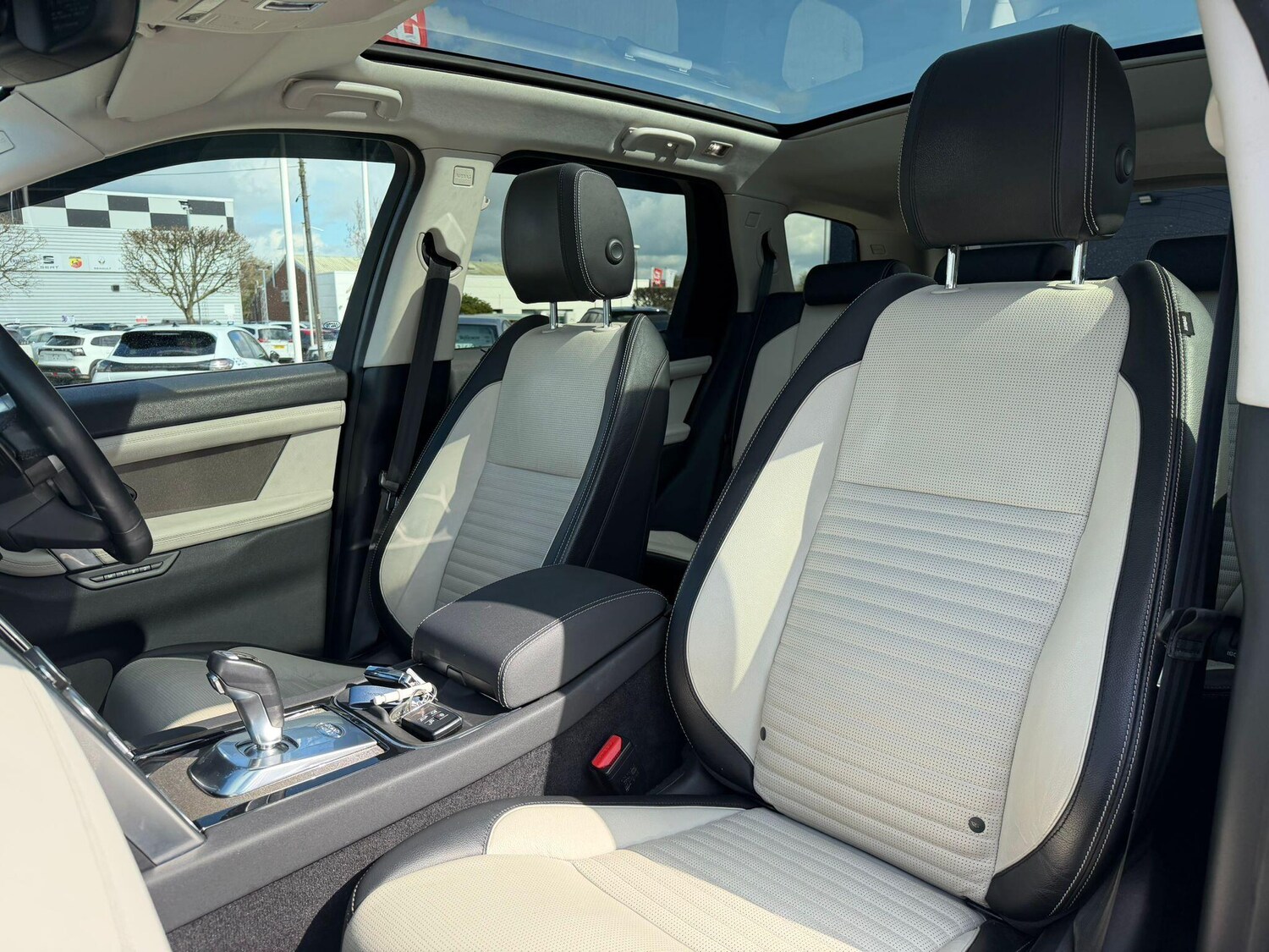 Used Land Rover Discovery Sport 2021 for sale - 78204205: Photo 35