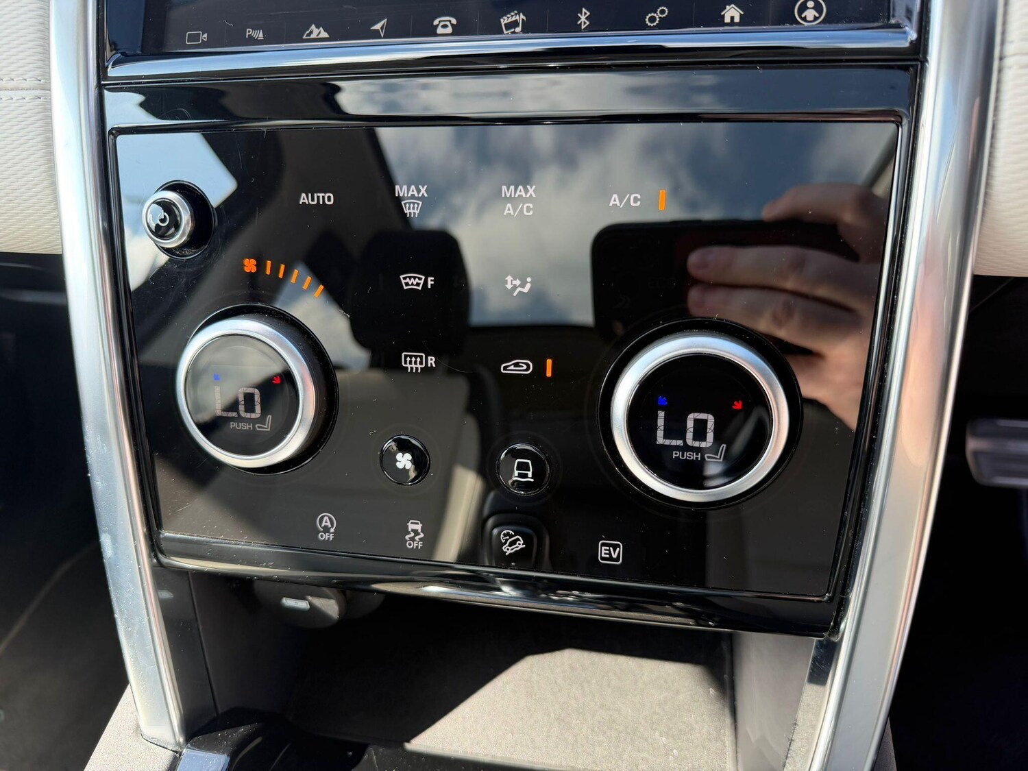 Used Land Rover Discovery Sport 2021 for sale - 78204205: Photo 45