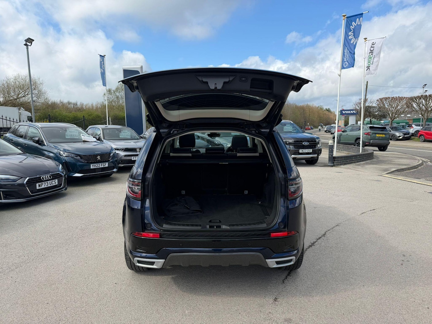 Used Land Rover Discovery Sport 2021 for sale - 78204205: Photo 9