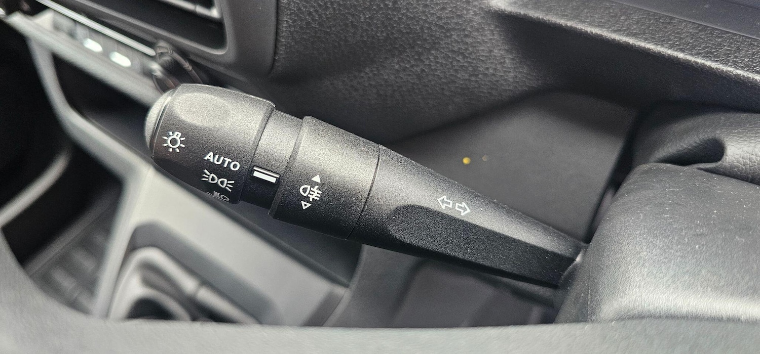 Used Peugeot Expert 2025 for sale - 76099339: Photo 28