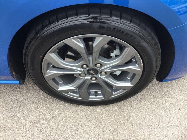 Used Ford Focus 2023 for sale - 76239057: Photo 9