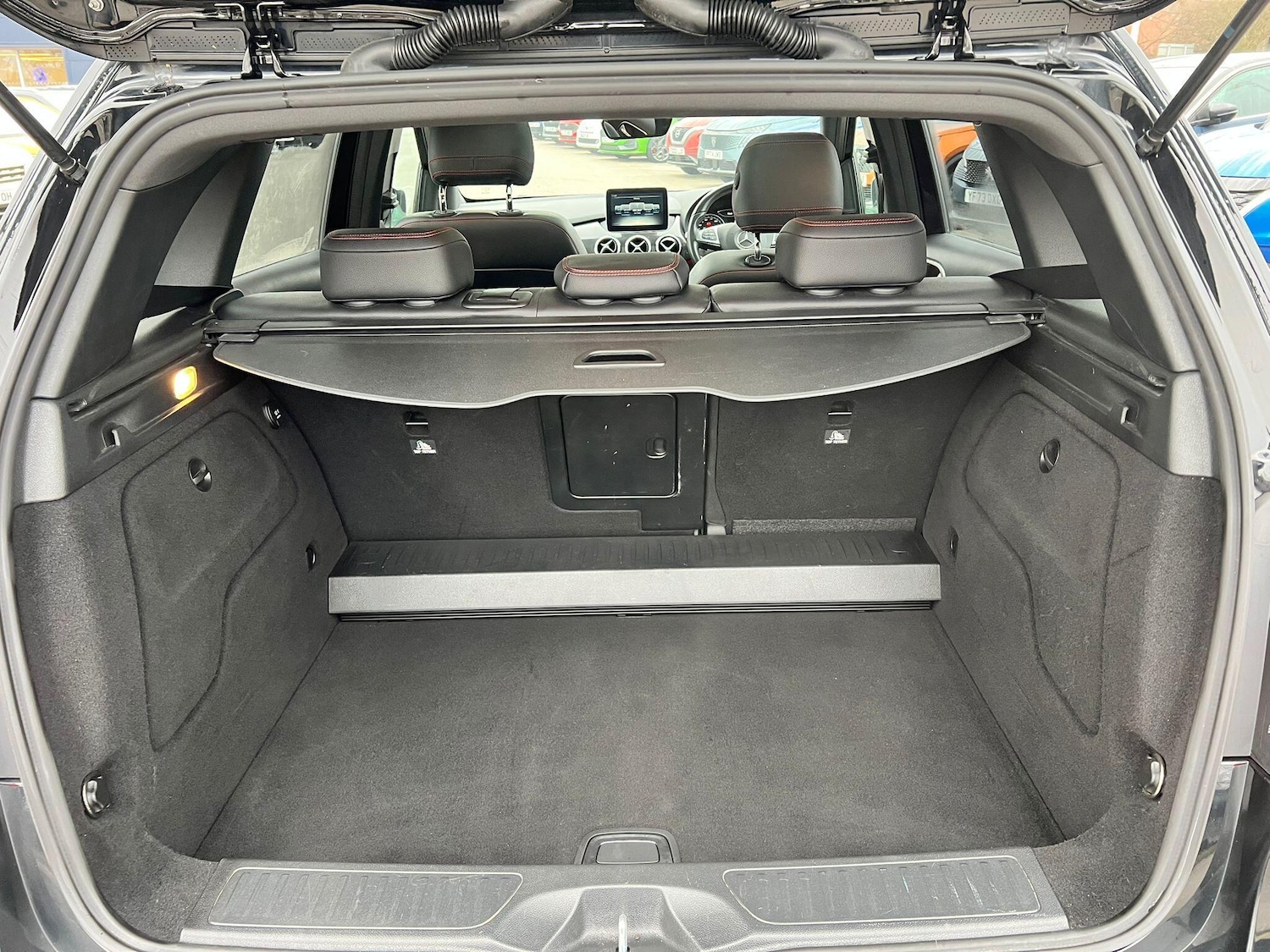 Used Mercedes-Benz B Class 2017 for sale - 77067031: Photo 10