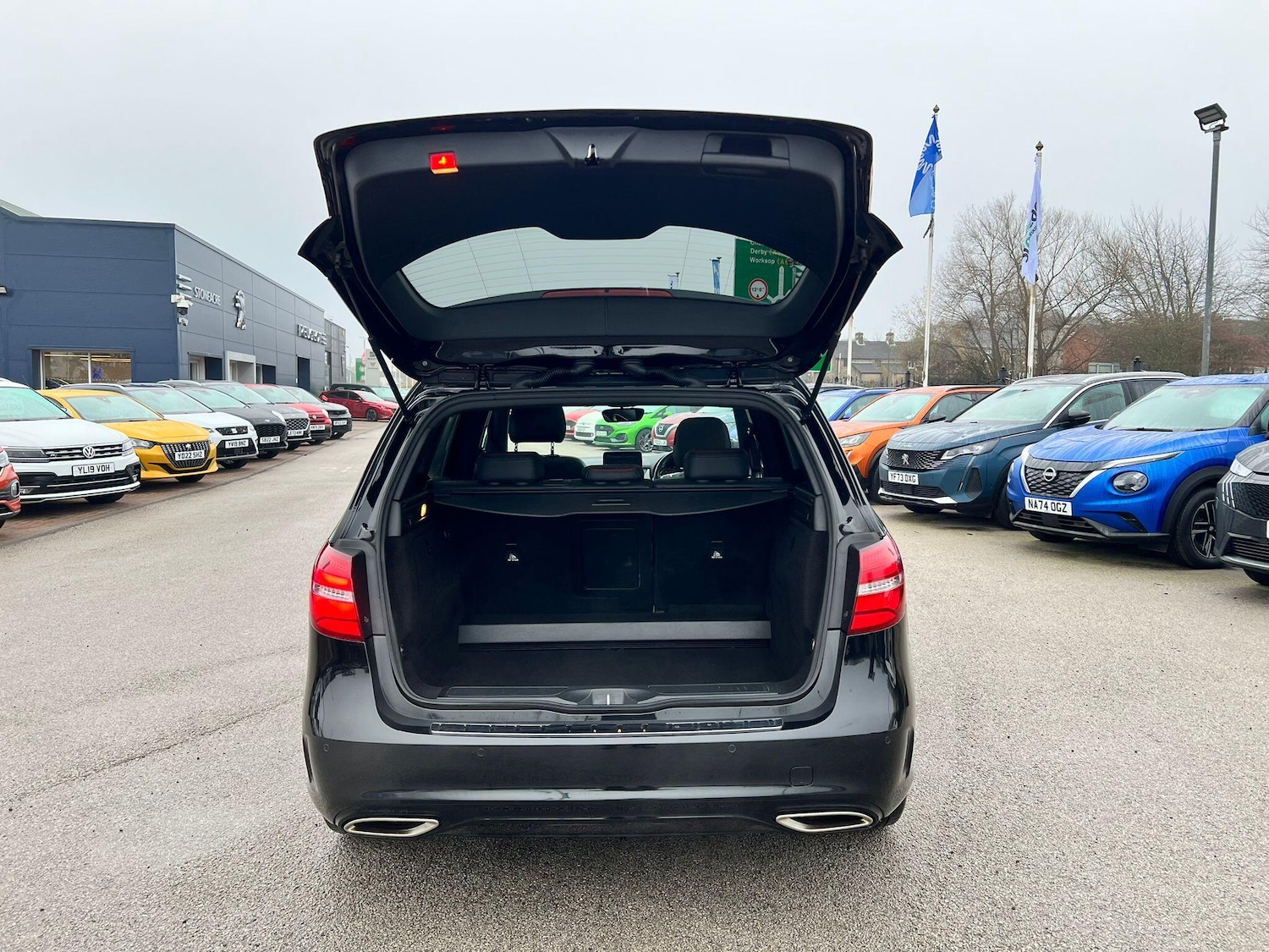 Used Mercedes-Benz B Class 2017 for sale - 77067031: Photo 9