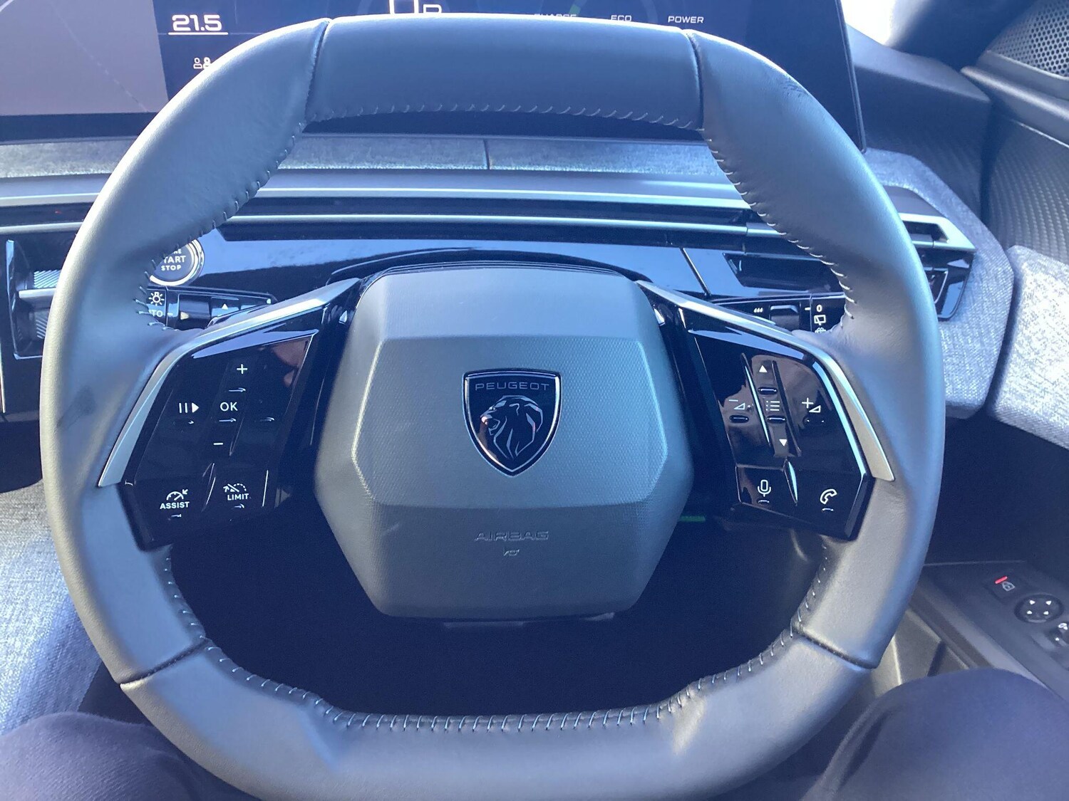 Used Peugeot 5008 2025 for sale - 77358647: Photo 25