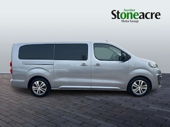 Used Peugeot Traveller 2021 for sale - 78999637: Photo
