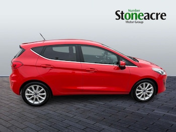 Used Ford Fiesta 2017 for sale - 79539874: Photo