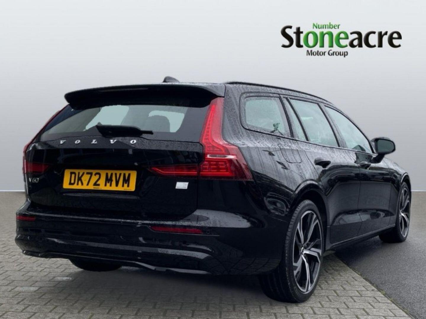 Used Volvo V60 2022 for sale - 77344099: Photo 2