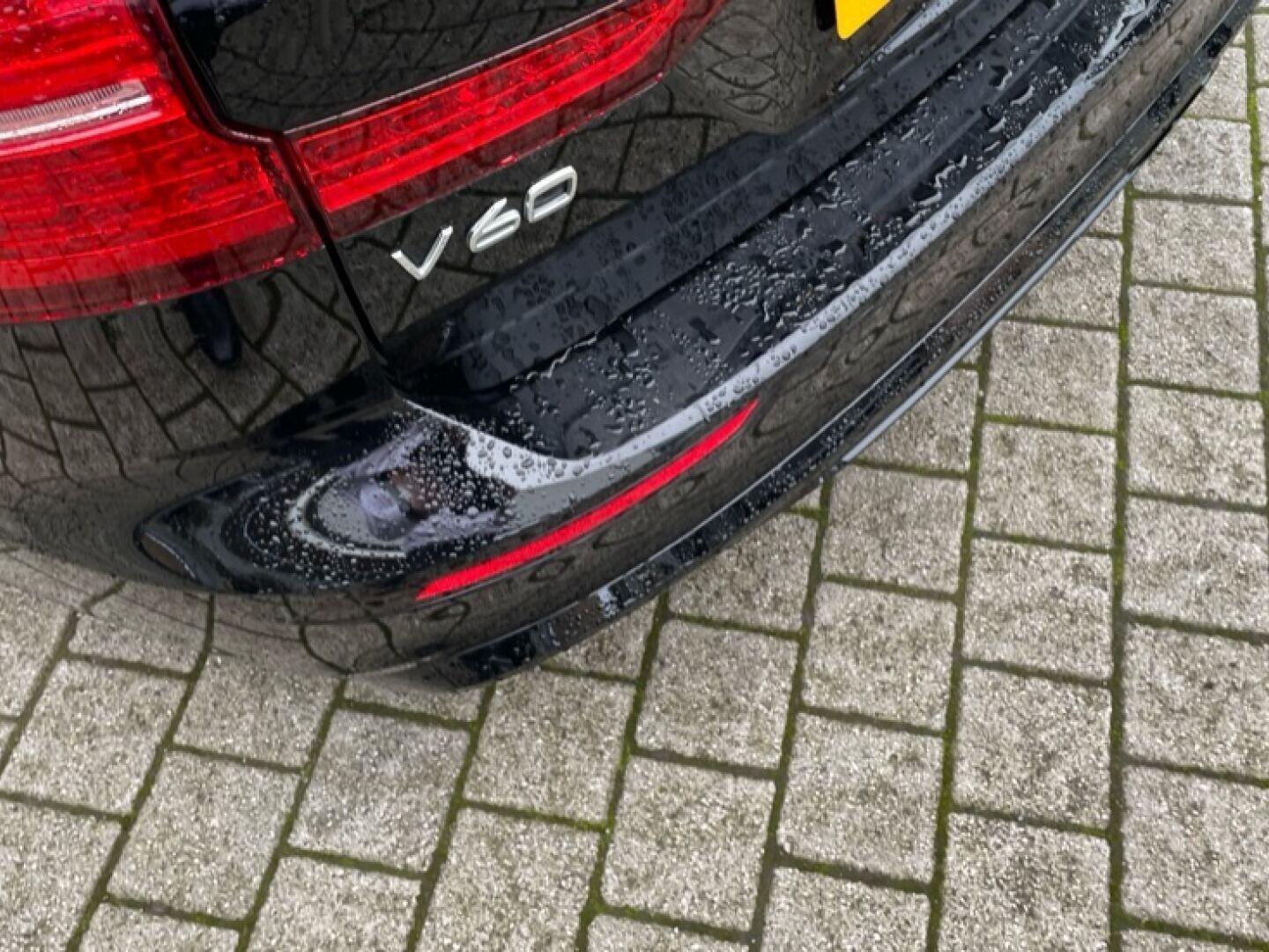 Used Volvo V60 2022 for sale - 77344099: Photo 8