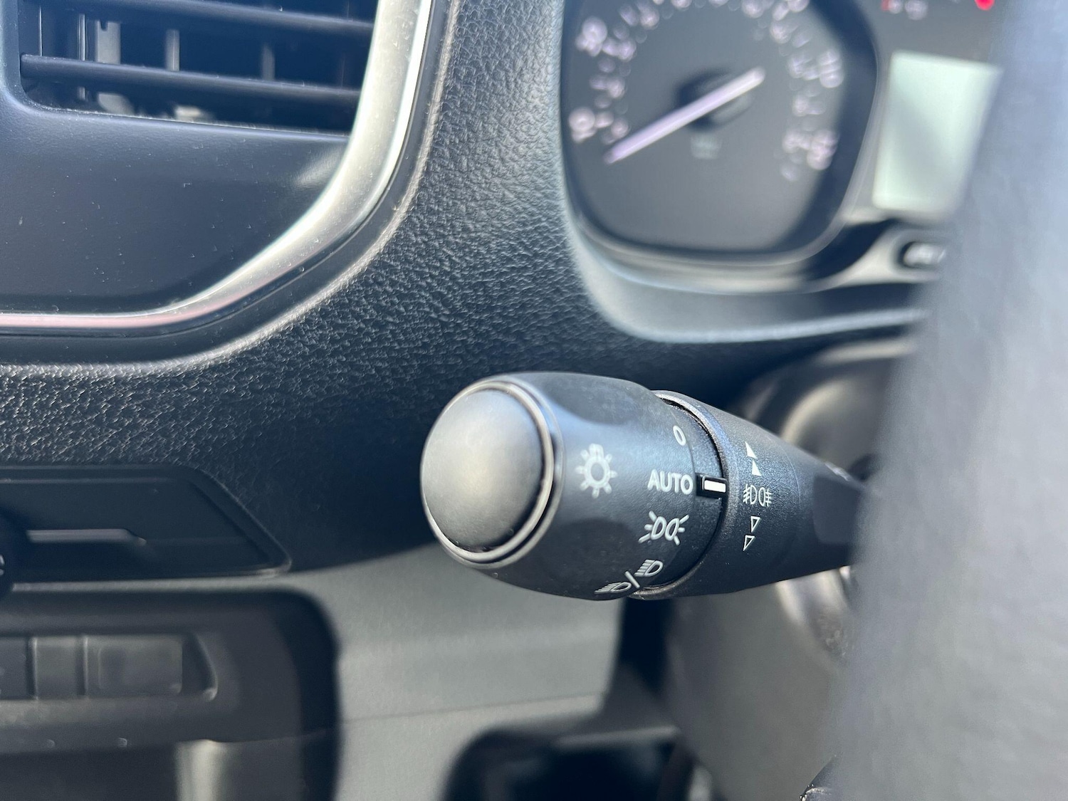 Used Vauxhall Vivaro 2020 for sale - 77738320: Photo 36