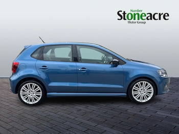 Used Volkswagen Polo 2016 for sale - 79236347: Photo