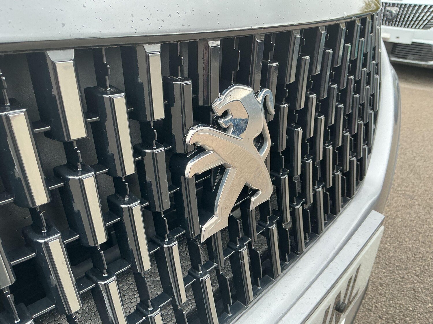 Used Peugeot 2008 2023 for sale - 76424485: Photo 17