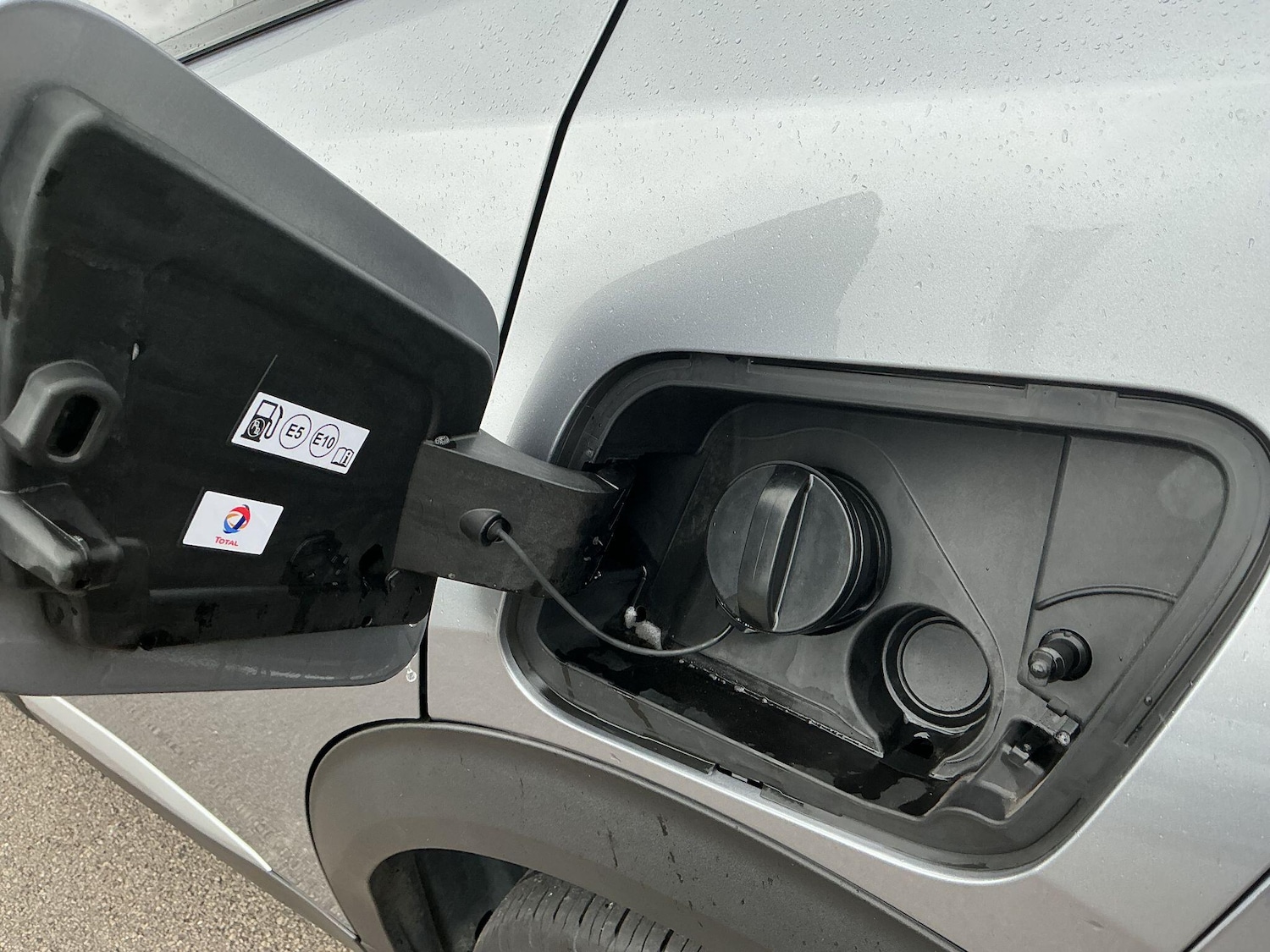 Used Peugeot 2008 2023 for sale - 76424485: Photo 27